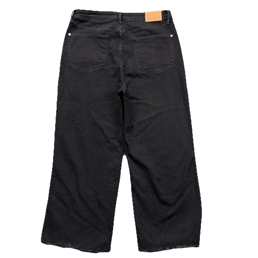 Judy Blue Jeans Womans 15/32 Wide Leg Crop Black High Rise Stretch Raw Hem 32x25